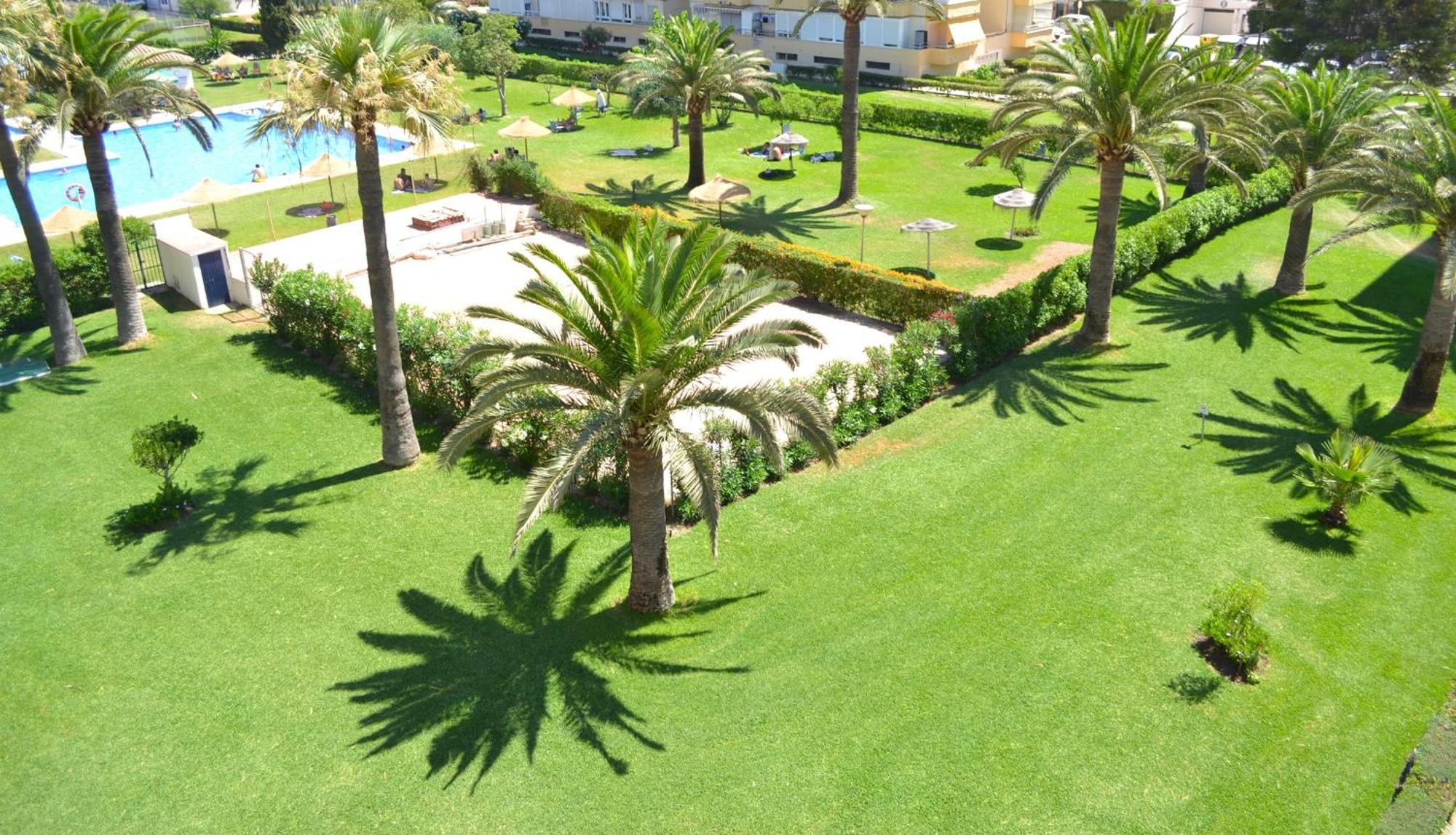 Spacious 1 Bedroom Apartment, Beach Front, Torrox Costa Exterior foto